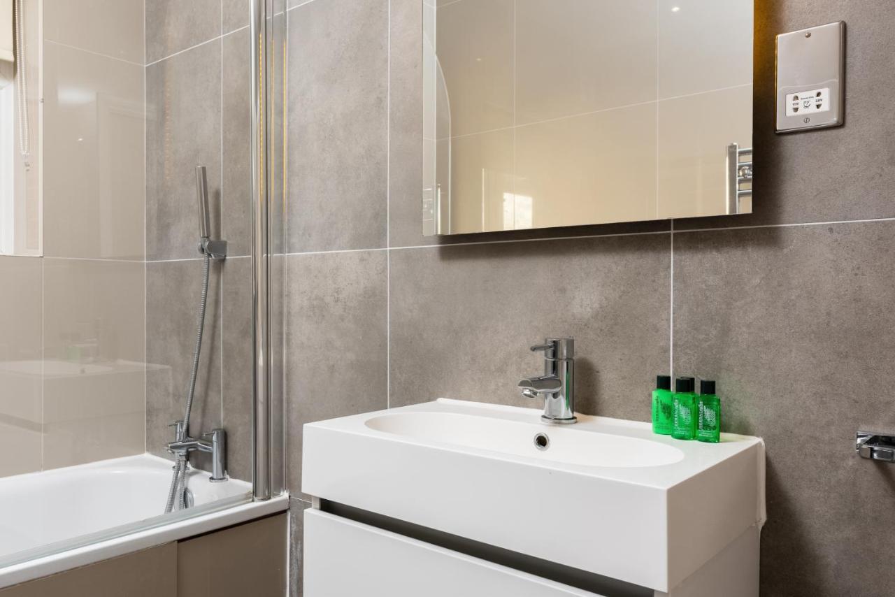 3 Bedroom Garden Apartment Opposite The Beach Brighton Kültér fotó